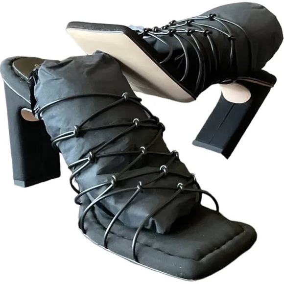 Good American Heels Black Sandals Caged Neoprene NIB Size 8.5 - Picture 8 of 12